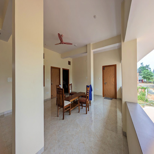 Safari Adventure Home Stay
